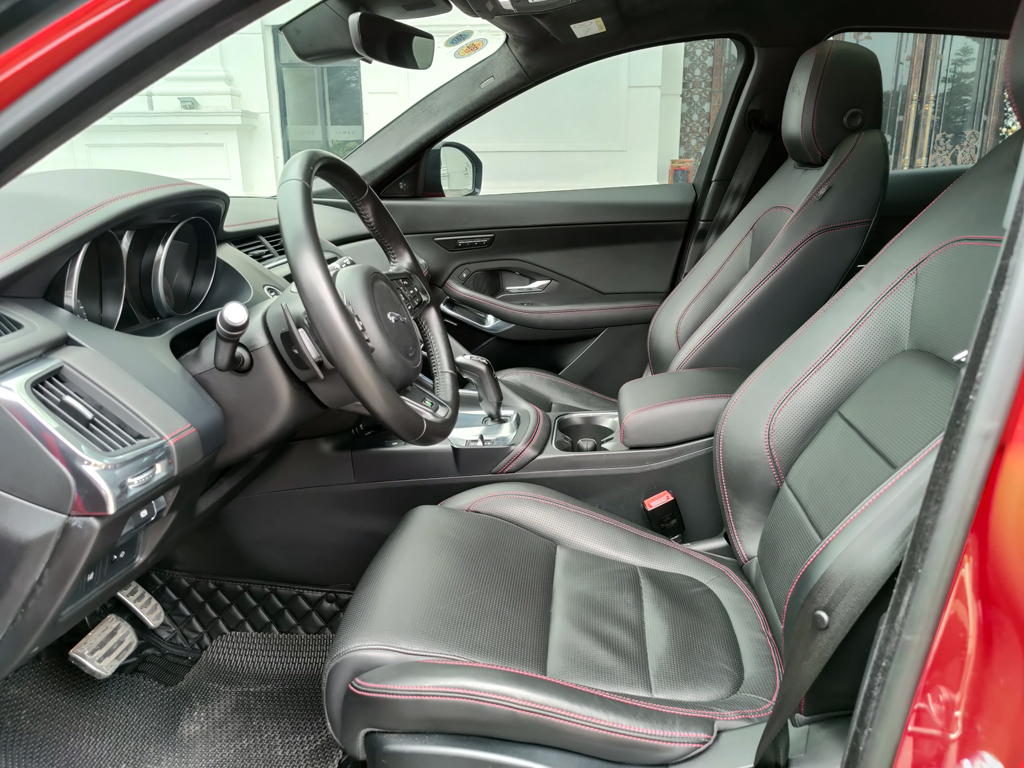 Jaguar E Pace 2017 Đỏ