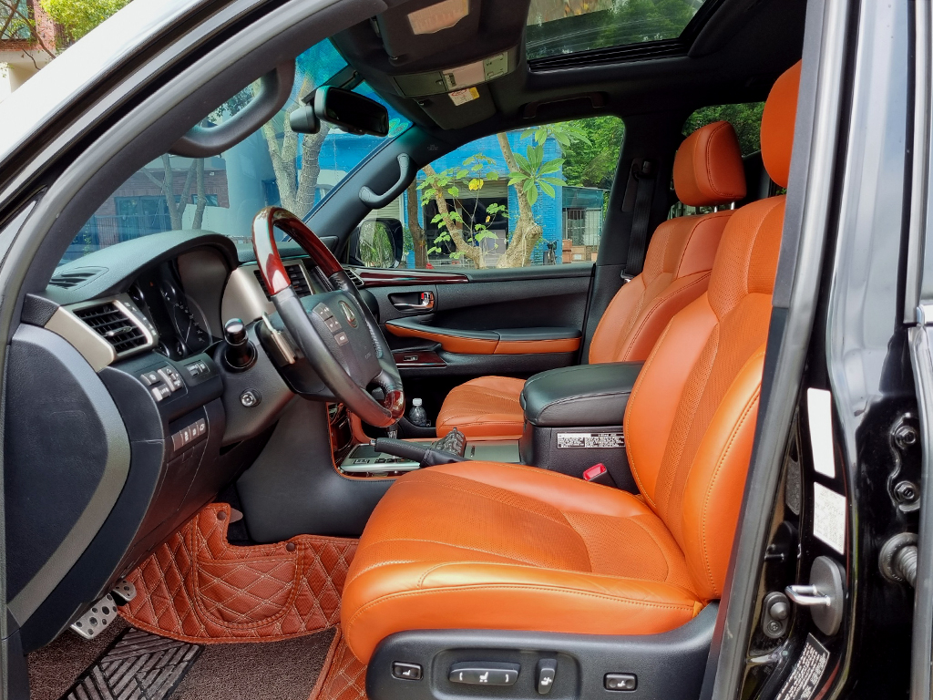 Lexus LX570 2014 Đen