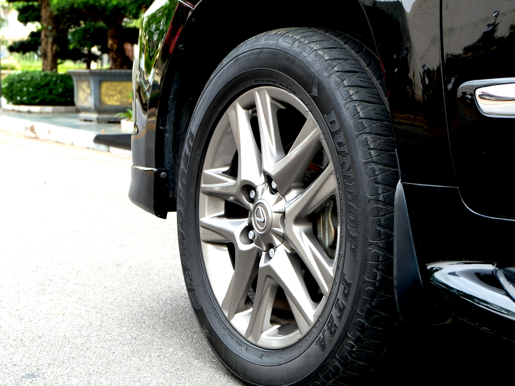 Lexus LX570 2014 Đen