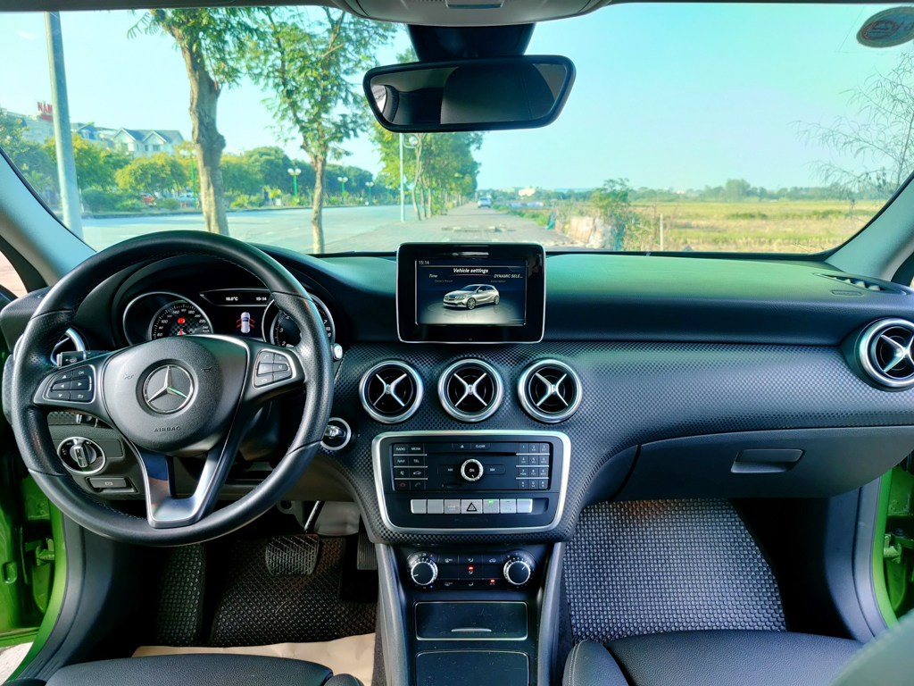 Mercedes A200 2016 Xanh