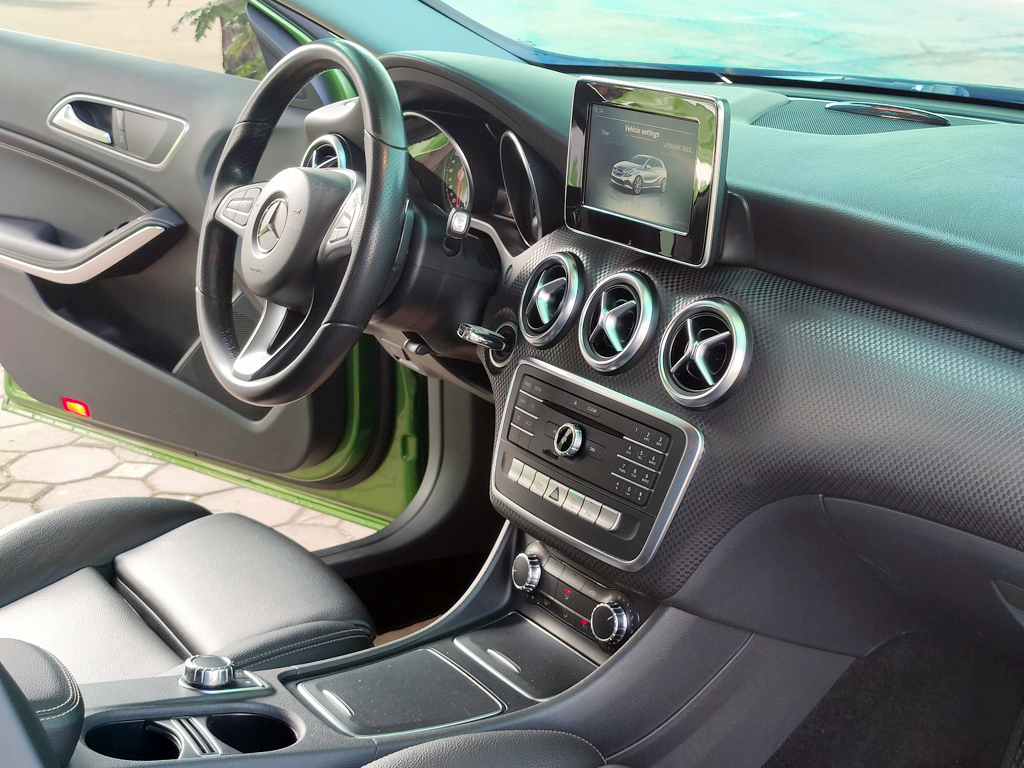 Mercedes A200 2016 Xanh