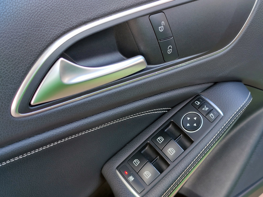 Mercedes A200 2016 Xanh