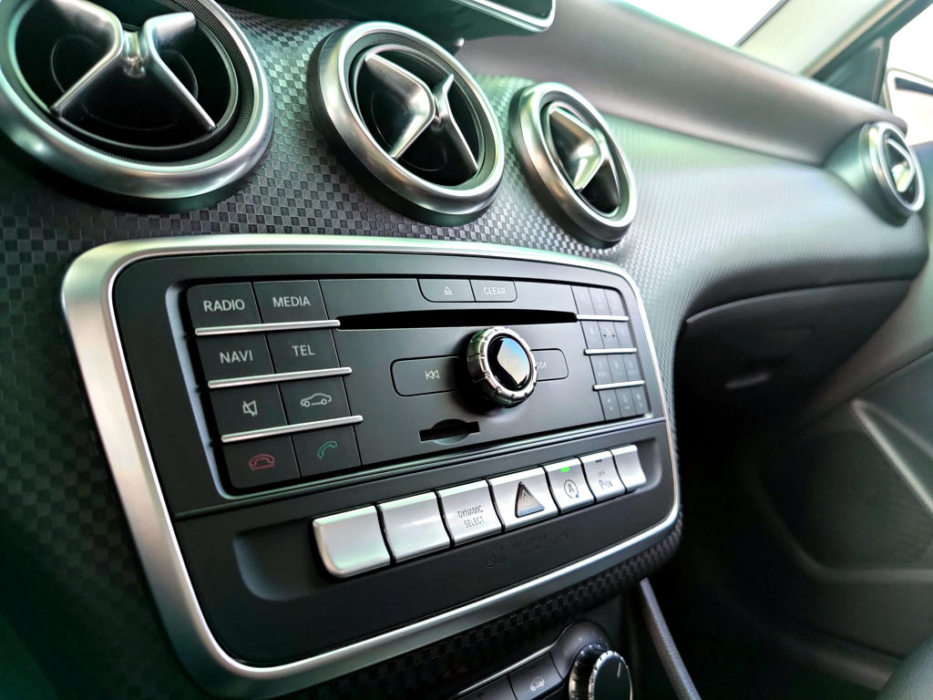 Mercedes A200 2016 Xanh