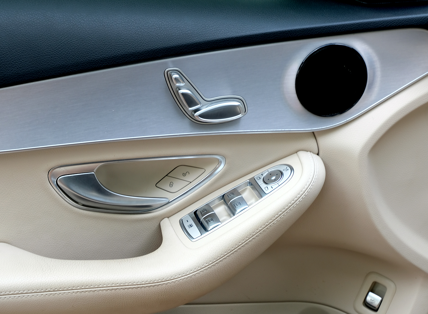 Mercedes C180 2020 Đen