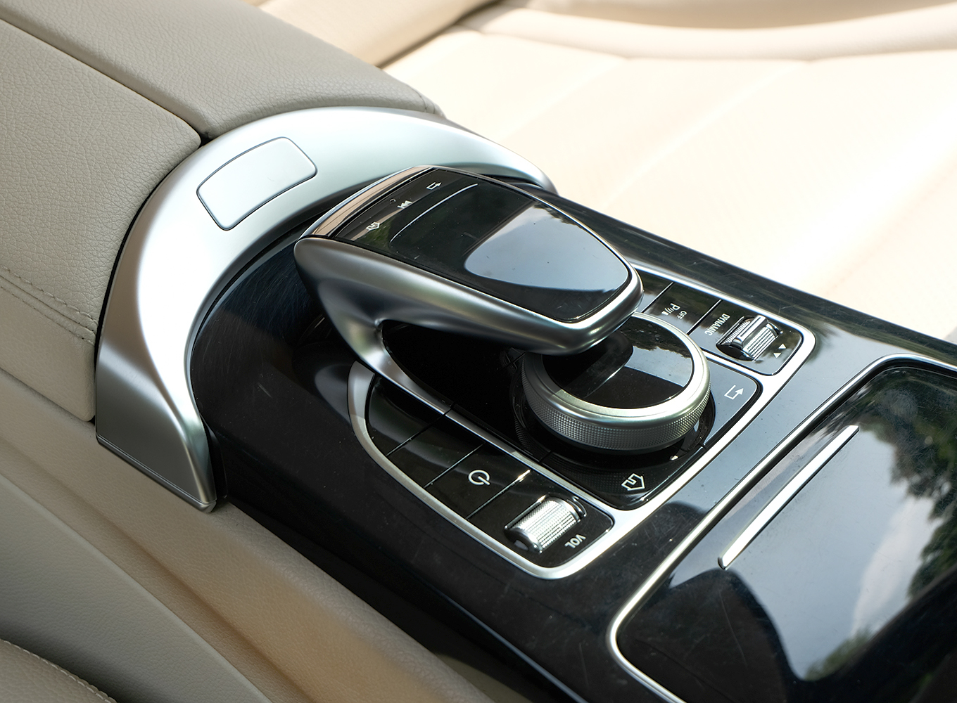 Mercedes C180 2020 Đen