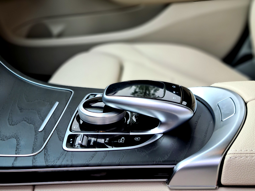 Mercedes C200 2018 Đen