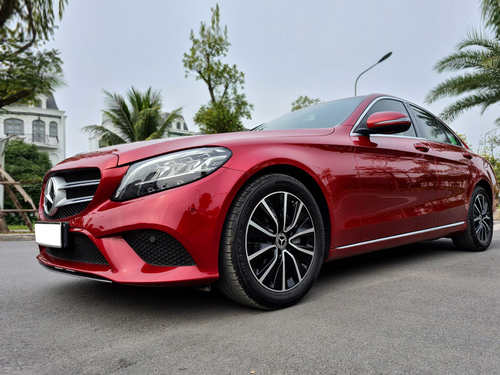 Mercedes C200 2018 Đỏ
