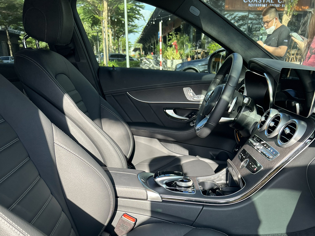 Mercedes C300 2020 Trắng