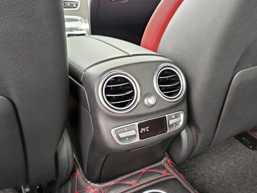 Mercedes C300 AMG 2016