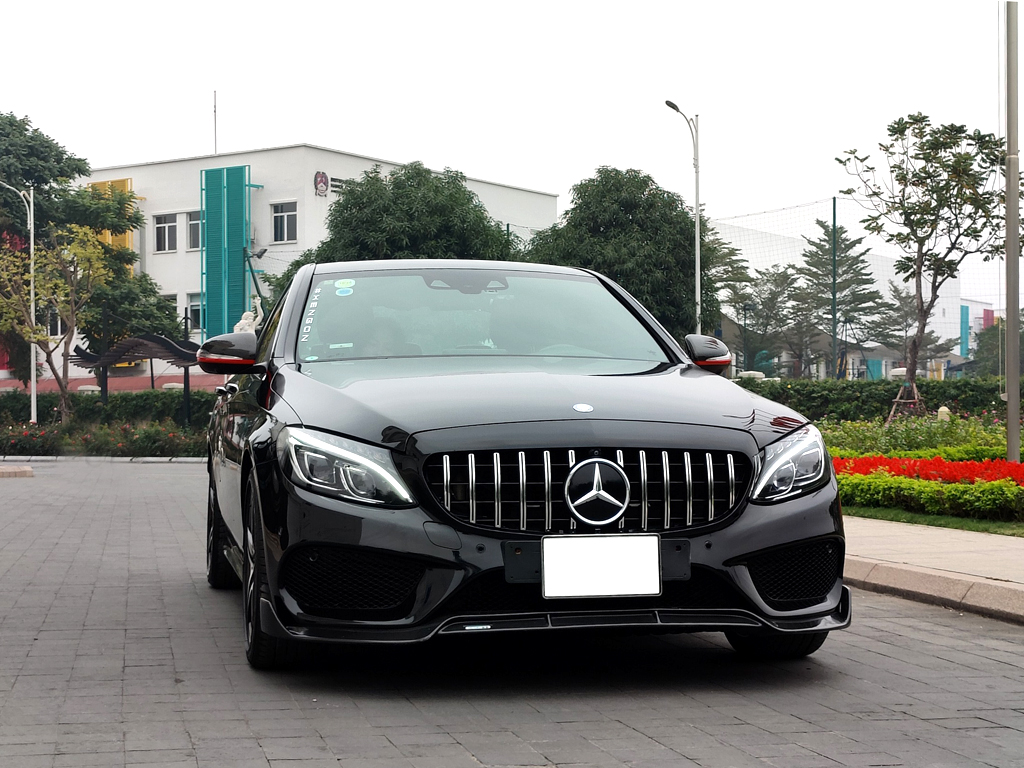 Mercedes C300 AMG 2016