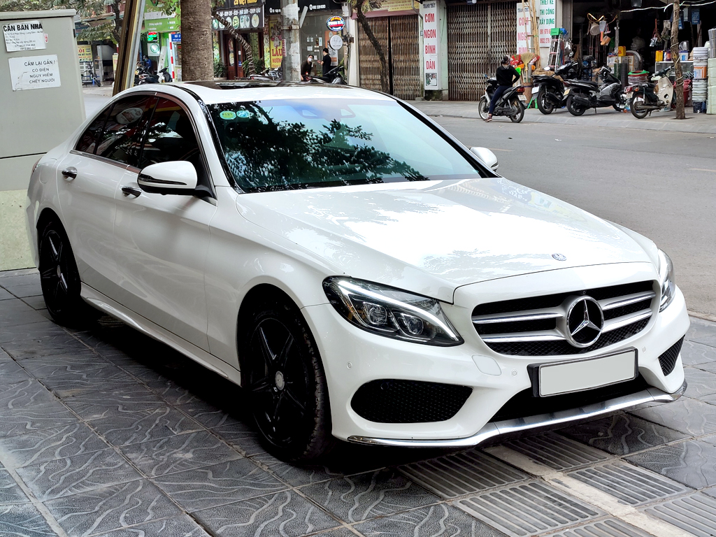 Mercedes C300 AMG 2016