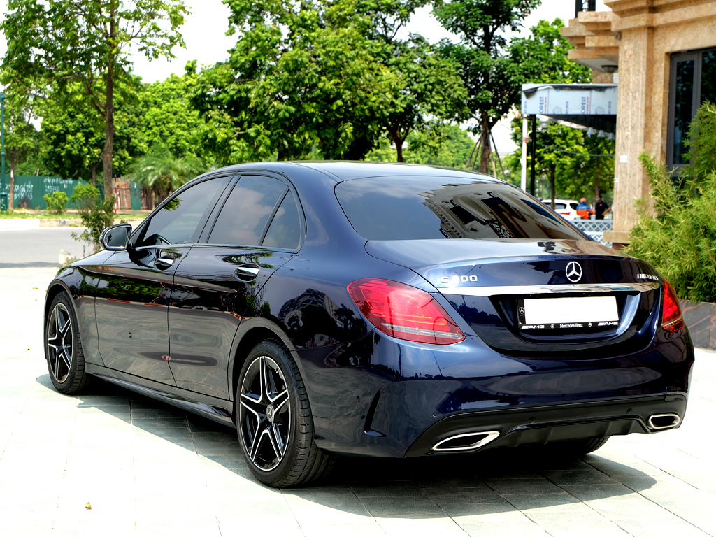 Mercedes C300 2019 Xanh