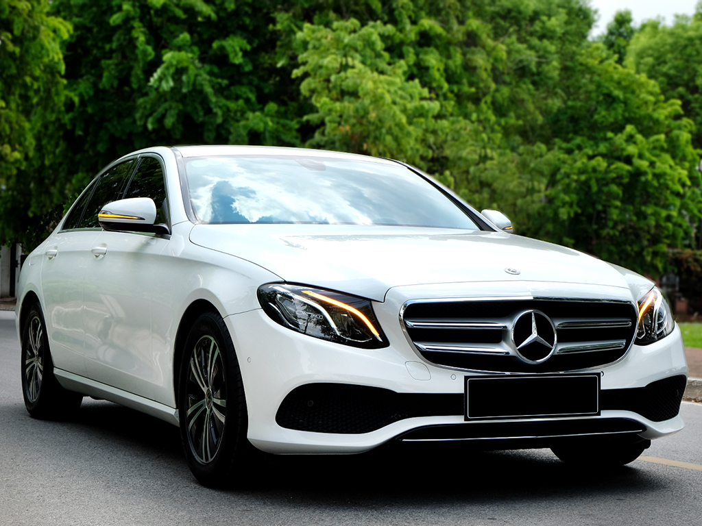 Mercedes E180 2020 Trắng