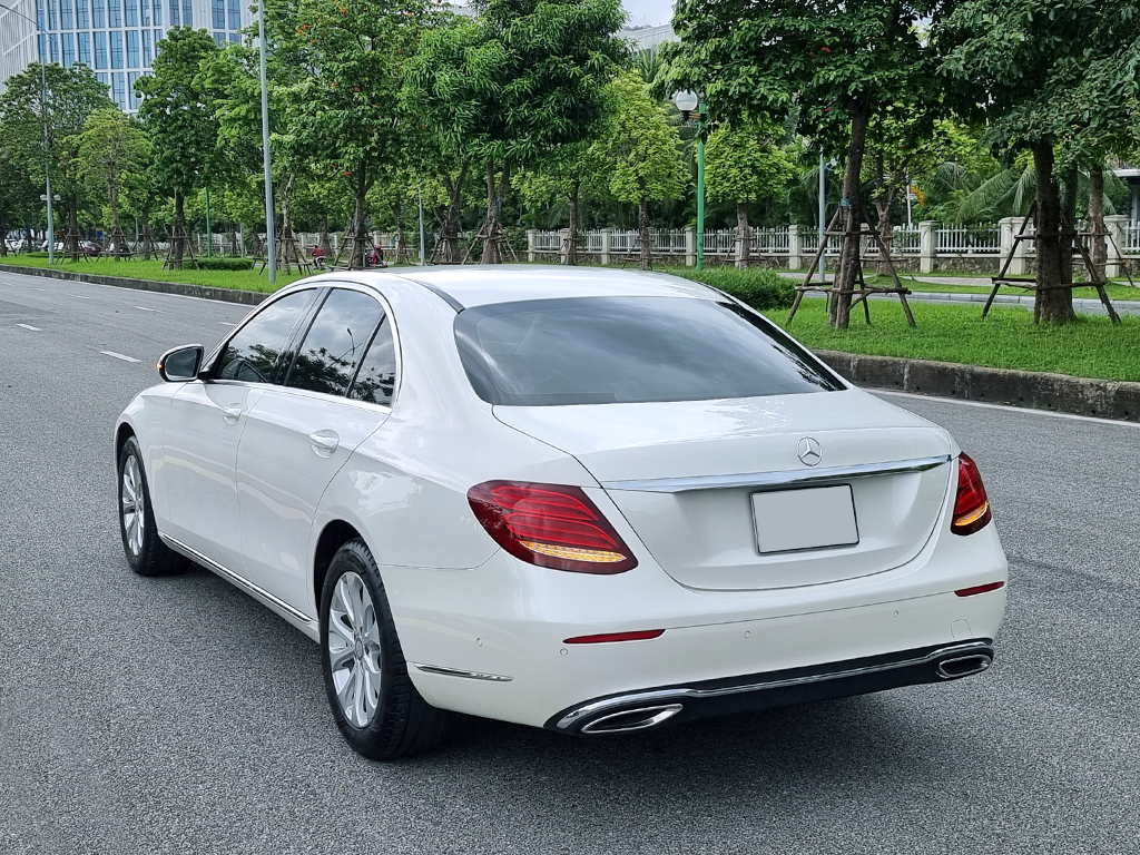 Mercedes E200 2016 Trắng