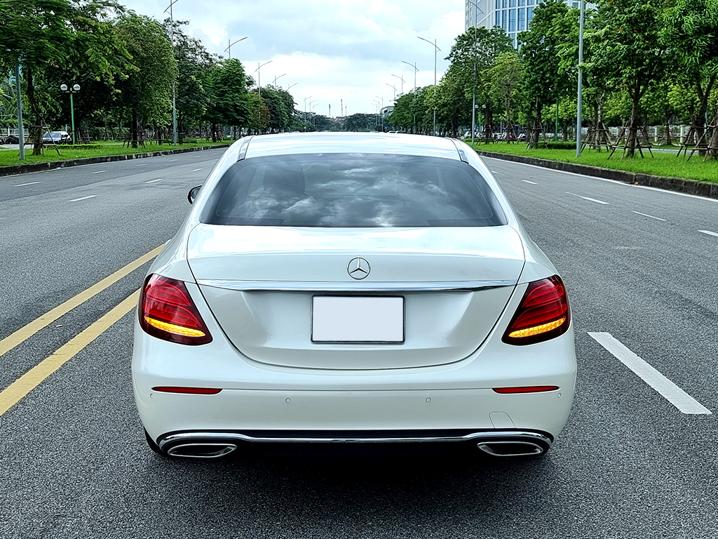 Mercedes E200 2016 Trắng