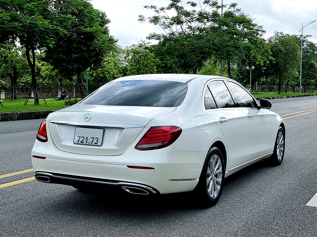 Mercedes E200 2016 Trắng