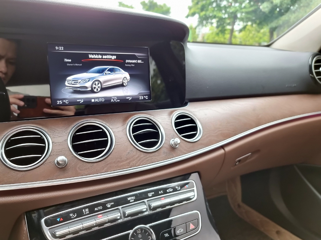 Mercedes E200 2016 Trắng