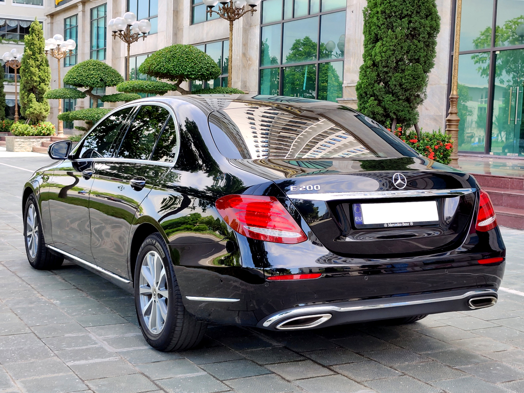 Mercedes E200 2019 Đen