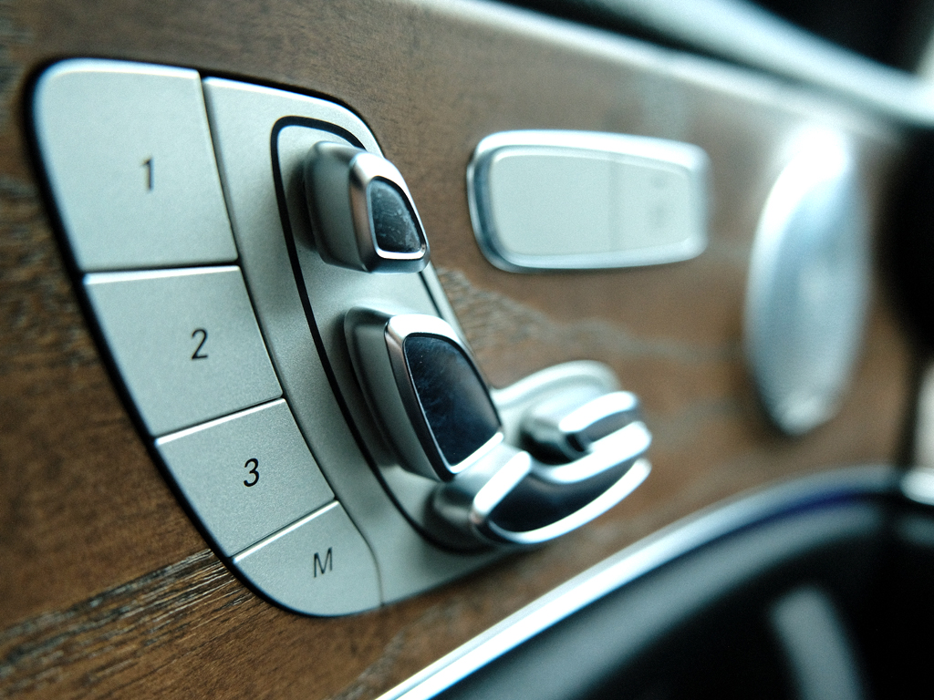 Mercedes E200 2019 Đỏ