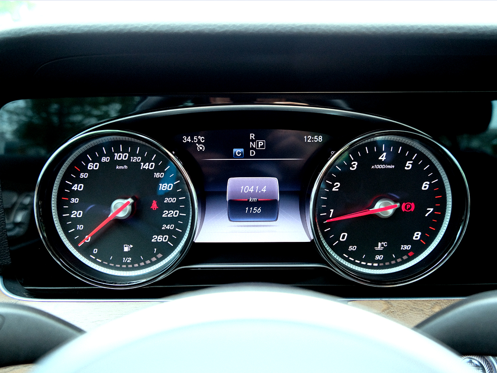 Mercedes E200 2019 Đỏ