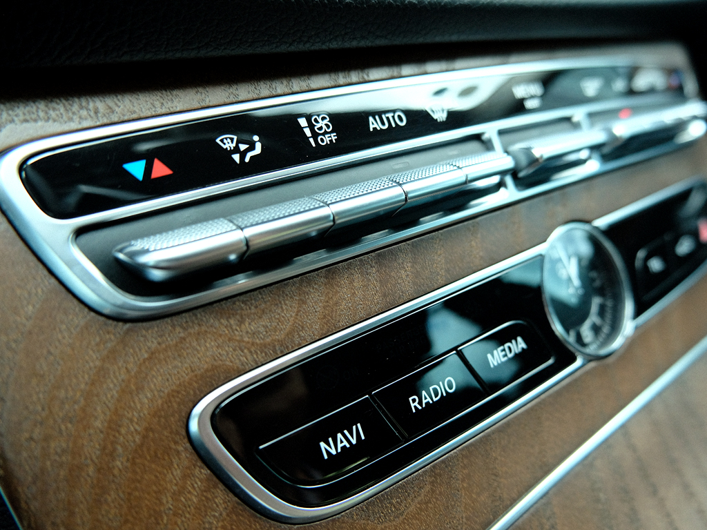 Mercedes E200 2019 Đỏ