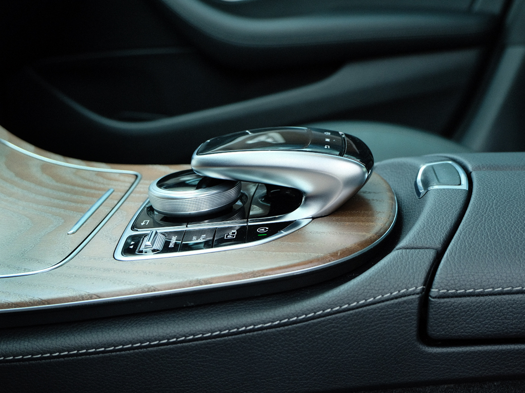 Mercedes E200 2019 Đỏ