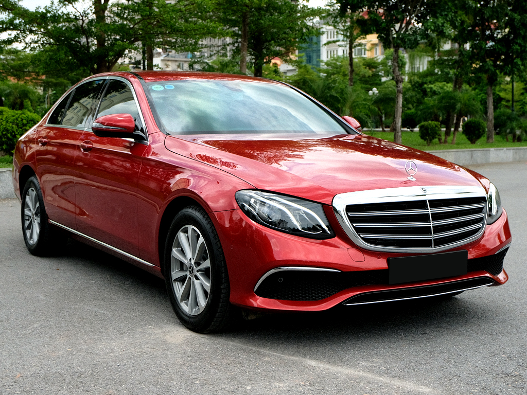 Mercedes E200 2019 Đỏ