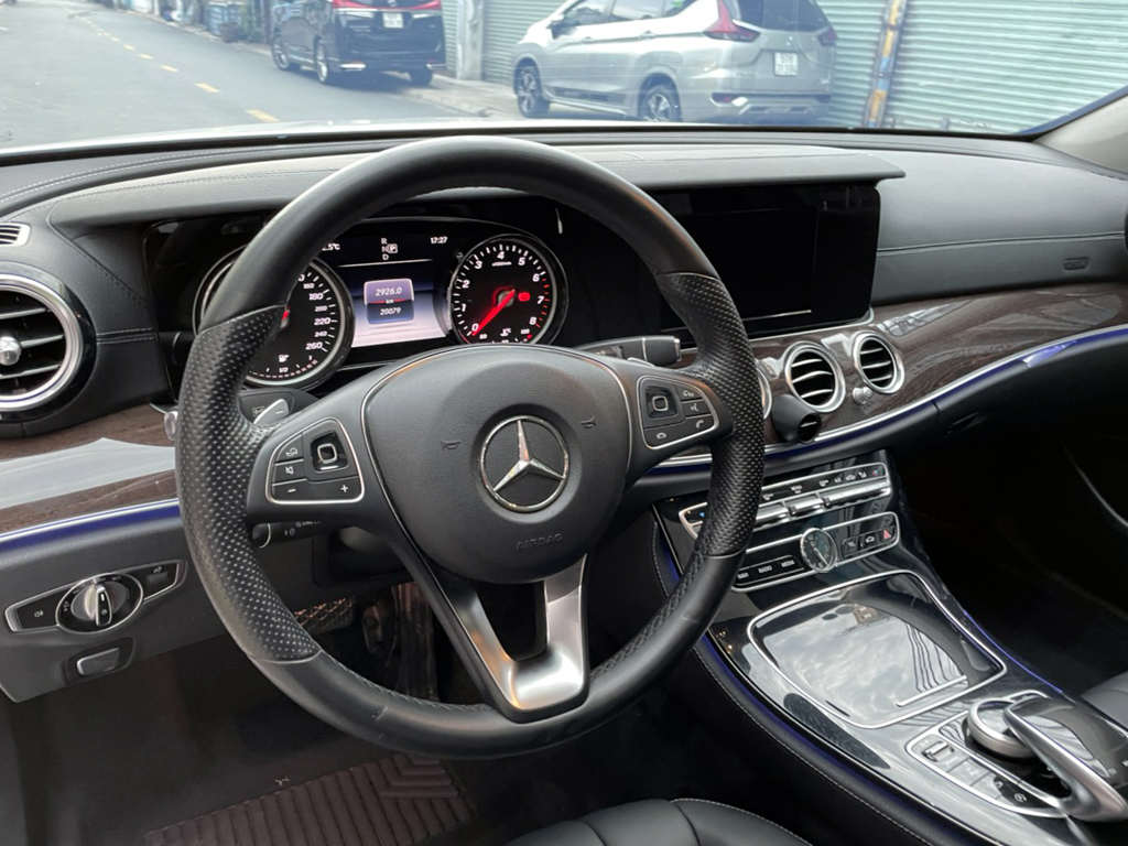 Mercedes E250 2017 Trắng