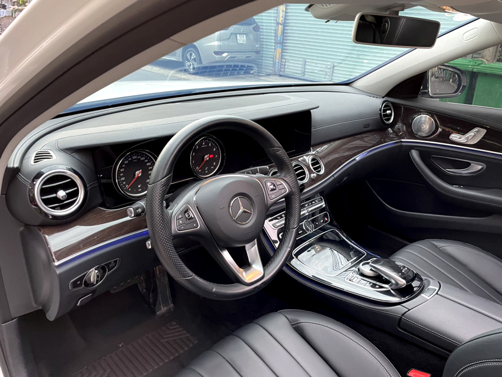Mercedes E250 2017 Trắng