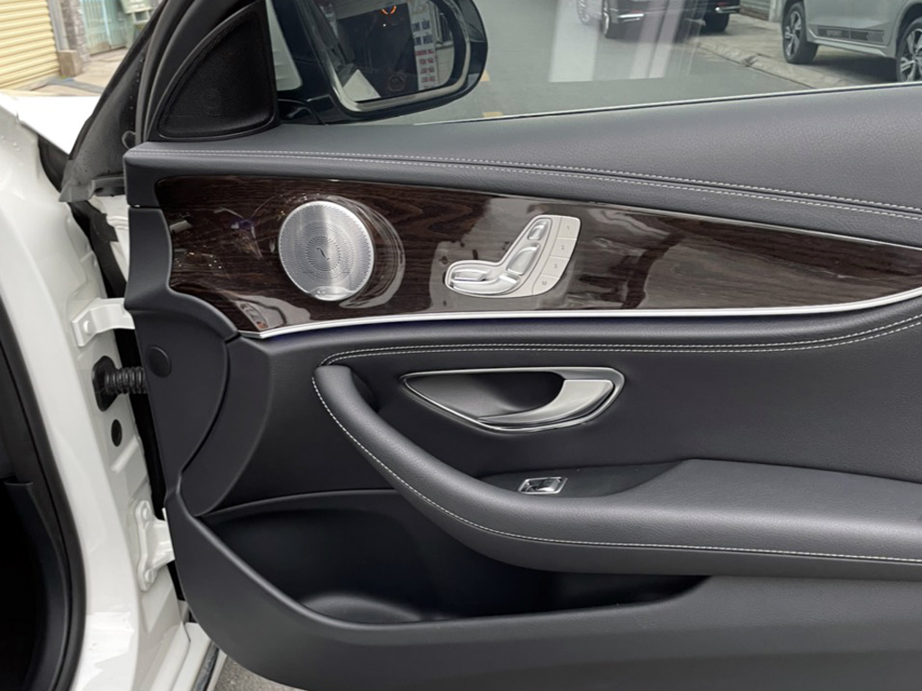 Mercedes E250 2017 Trắng