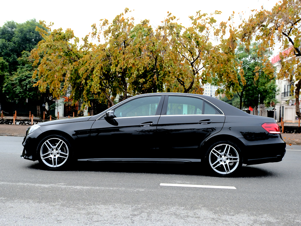 Mercedes E250 AMG 2015