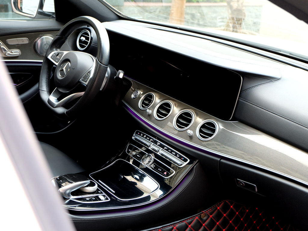 Mercedes E300 2017 Trắng