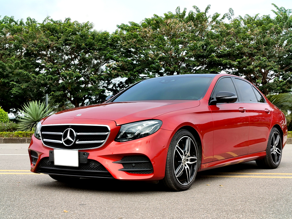 Mercedes E300 2019 Đỏ