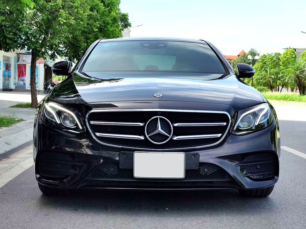 Mercedes E300 AMG 2020