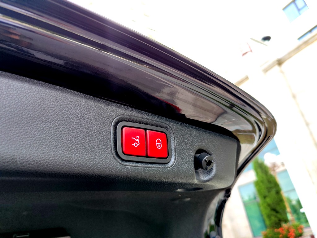 Mercedes E300 AMG 2020