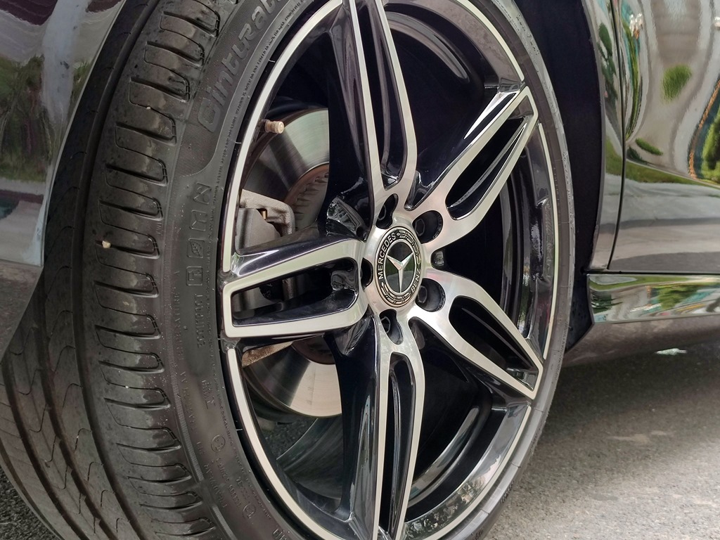 Mercedes E300 AMG 2020