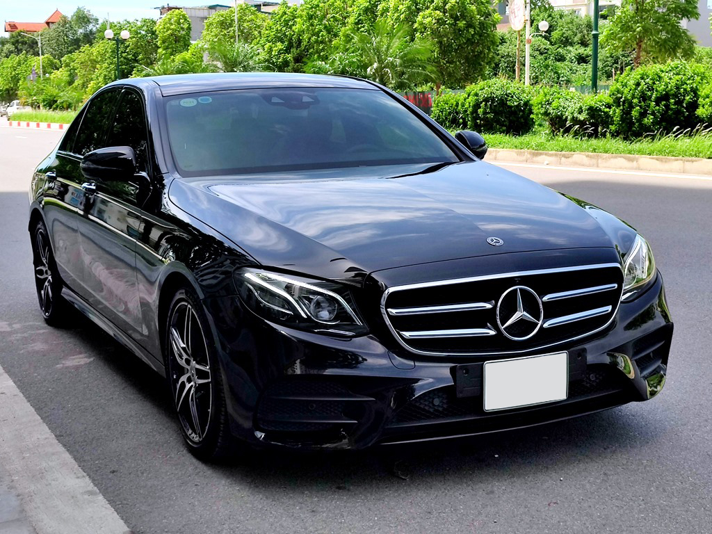 Mercedes E300 AMG 2020
