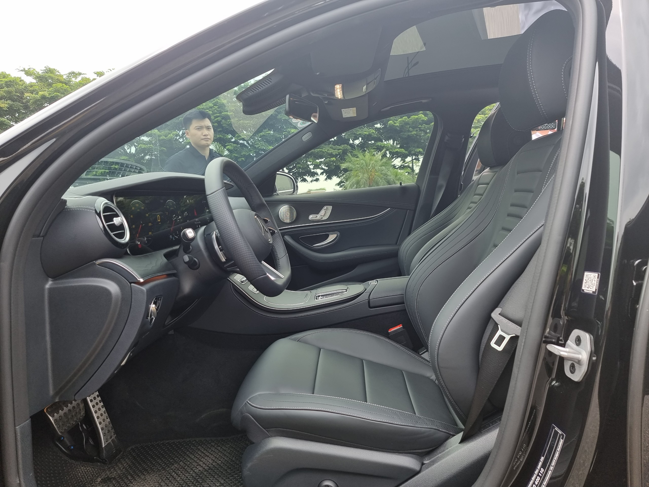 Mercedes E300 2021 Đen