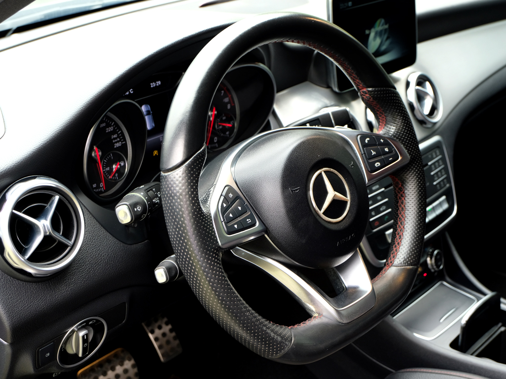 Mercedes GLA 250 2017