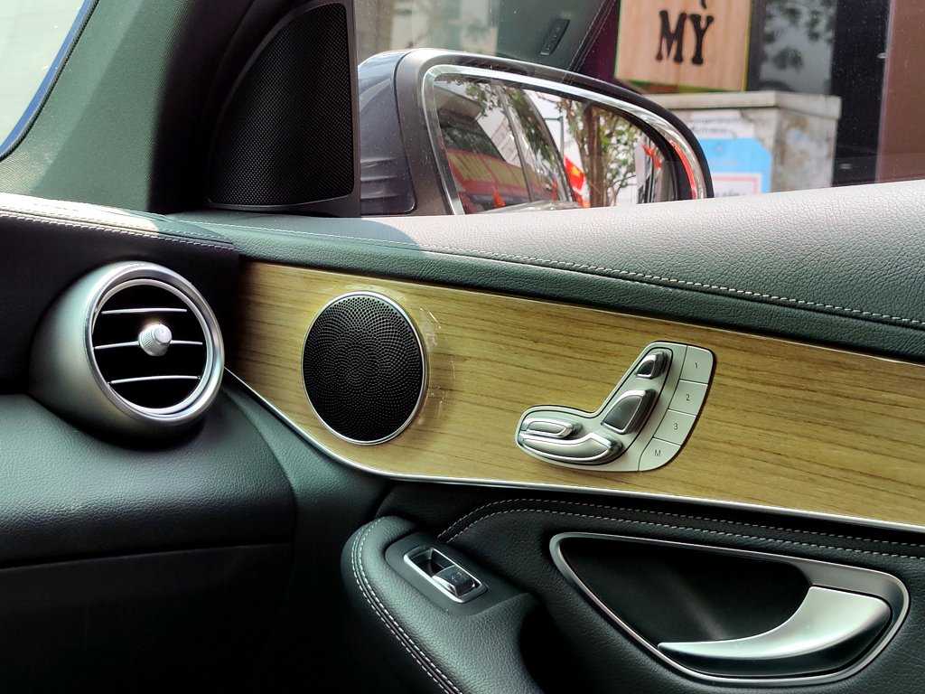 Mercedes GLC 250 2016 Trắng