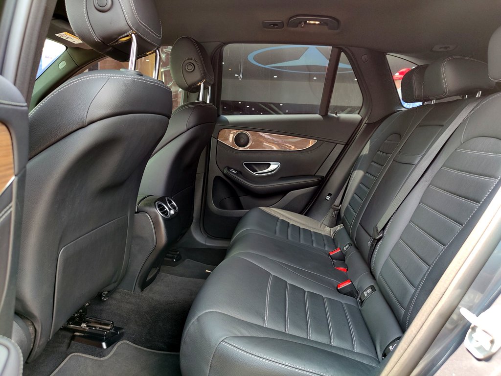 Mercedes GLC 250 2016 Trắng