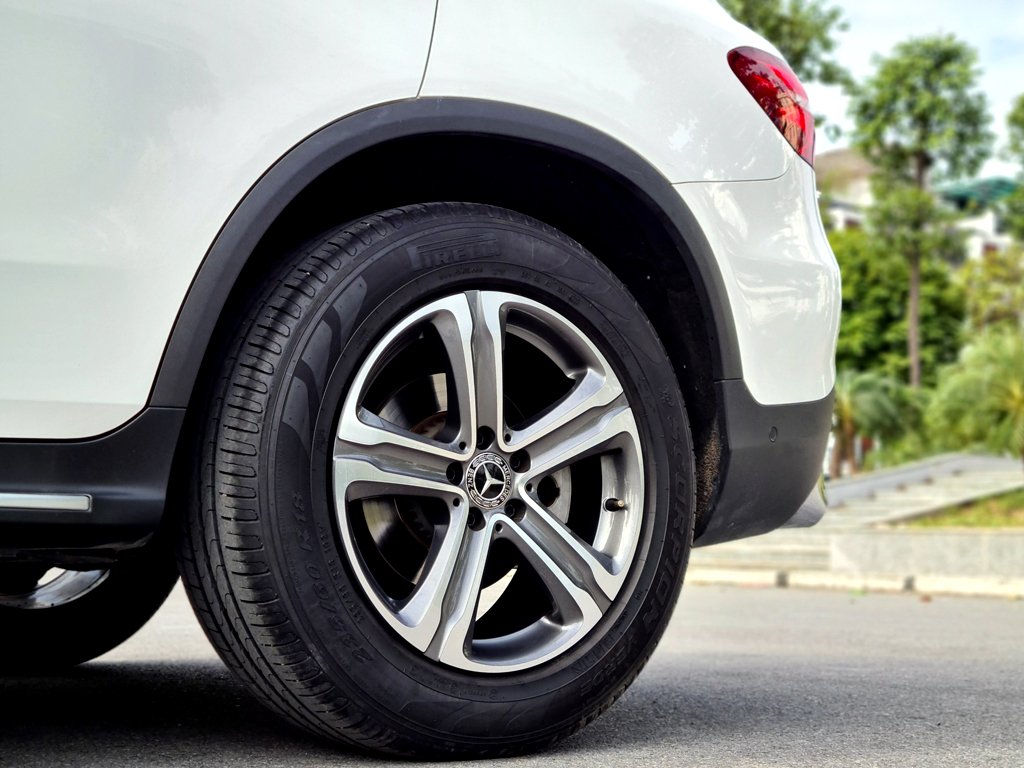 Mercedes GLC 250 2016 Trắng