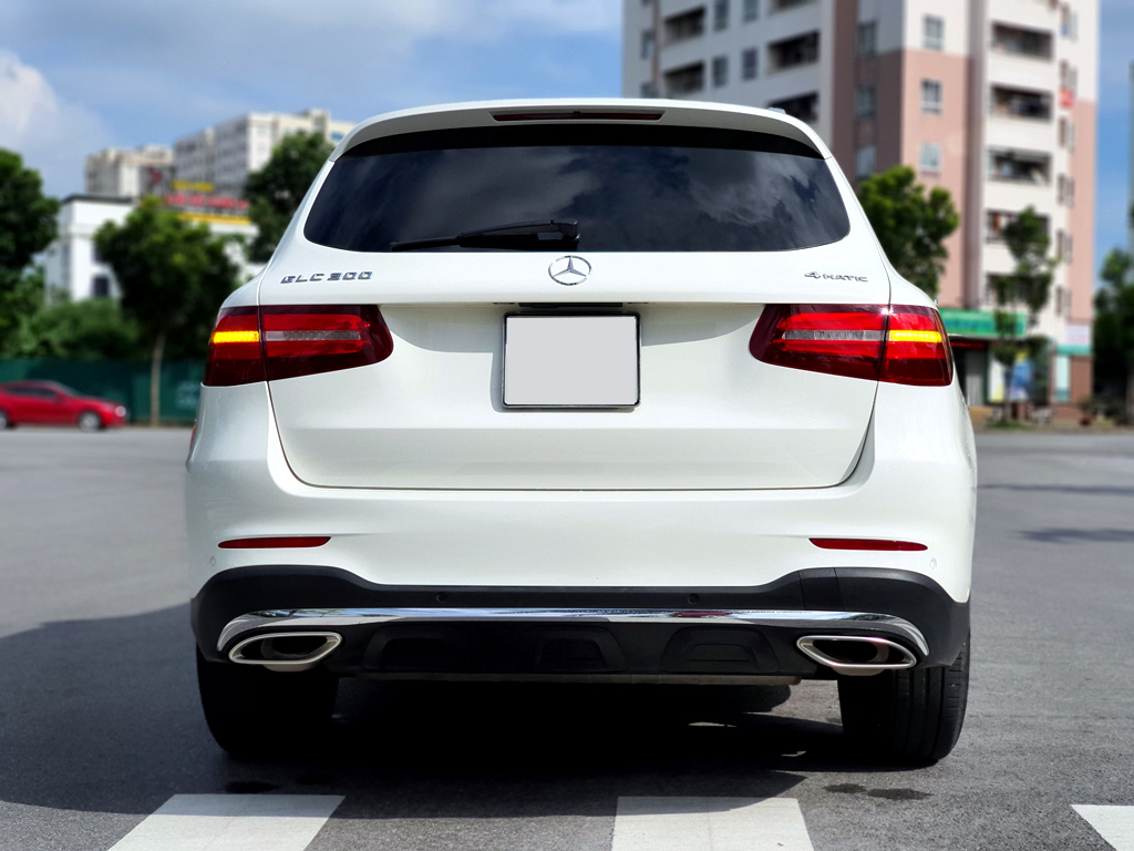 Mercedes GLC 300 2018 Trắng