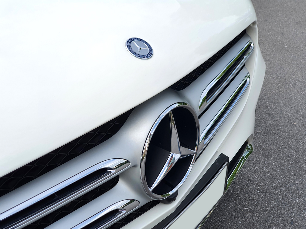Mercedes GLC 300 2018 Trắng