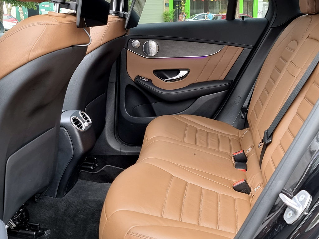 Mercedes GLC 300 Nhập Khẩu