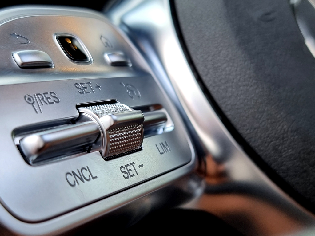 Mercedes GLC 300 Nhập Khẩu