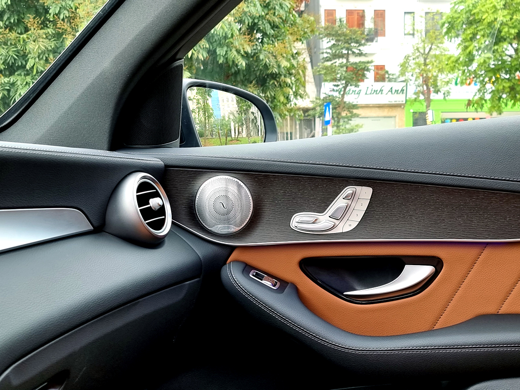 Mercedes GLC 300 Nhập Khẩu
