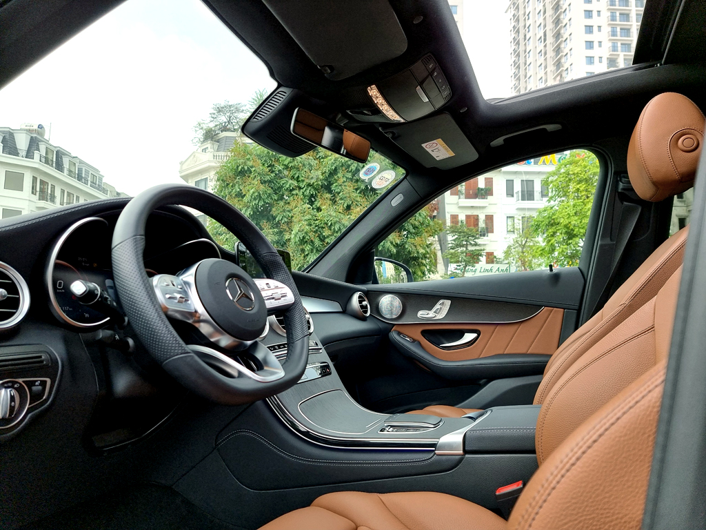 Mercedes GLC 300 Nhập Khẩu