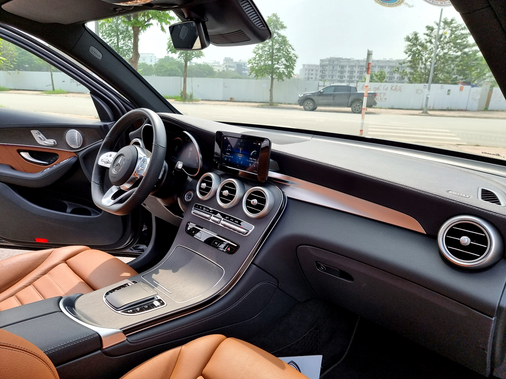 Mercedes GLC 300 Nhập Khẩu