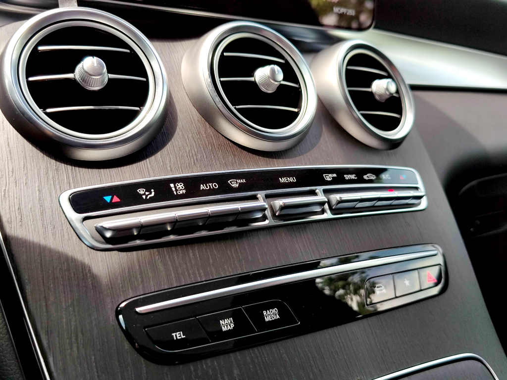 Mercedes GLC 300 2020 Xám